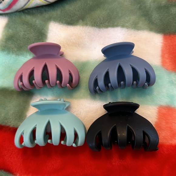 Thirty-one travel bag and claw clip bundle - Picture 5 of 5